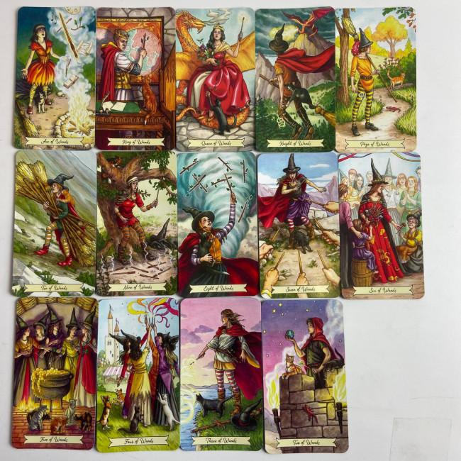 Карты Таро - Повседневное Таро Ведьм, уменьшенная (Everyday Witch Tarot) Карты Таро - Повседневное Таро Ведьм, уменьшенная (Everyday Witch Tarot)