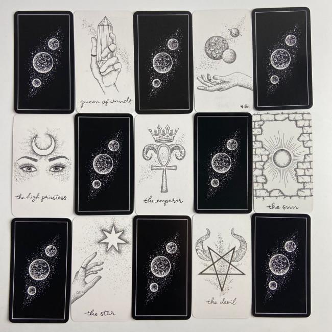 Карты Таро - Блуждающей Луны, уменьшенная (The Wandering Moon Tarot) Карты Таро - Блуждающей Луны, уменьшенная (The Wandering Moon Tarot)