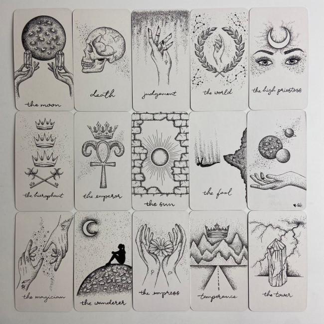 Карты Таро - Блуждающей Луны, уменьшенная (The Wandering Moon Tarot) Карты Таро - Блуждающей Луны, уменьшенная (The Wandering Moon Tarot)