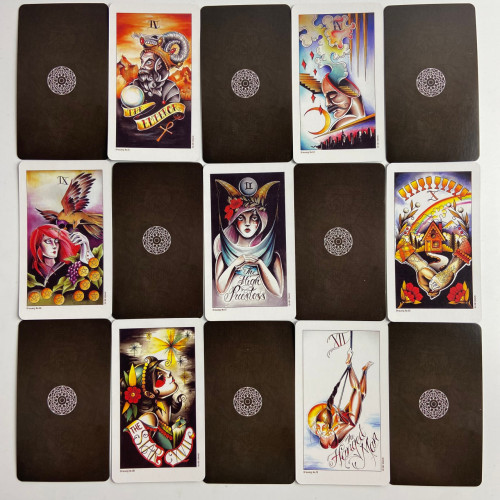 Карты Таро - Тату "Восемь монет", уменьшенная (Eight Coins Tattoo Tarot) Карты Таро - Тату "Восемь монет", уменьшенная (Eight Coins Tattoo Tarot)