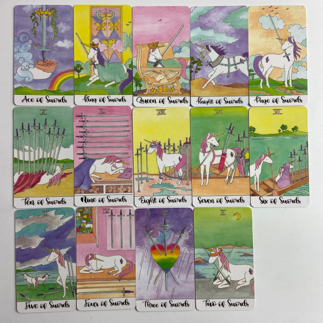 Карти Таро - Кришталевий Єдиноріг, зменшена (Crystal Unicorn Tarot) Карти Таро - Кришталевий Єдиноріг, зменшена (Crystal Unicorn Tarot)