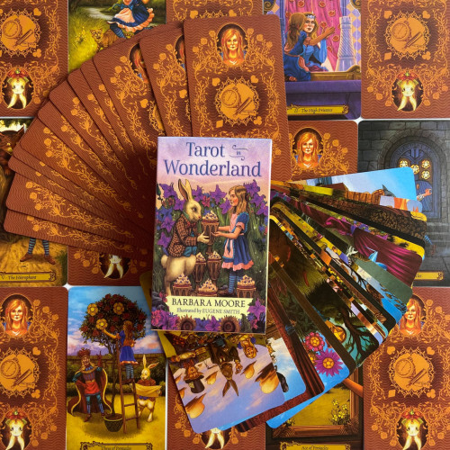 Карты Таро - В стране чудес, Барбара Мур, уменьшенная (Tarot in Wonderland)