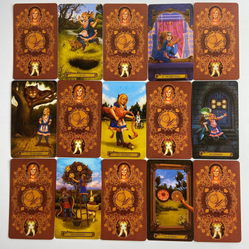Карты Таро - В стране чудес, Барбара Мур, уменьшенная (Tarot in Wonderland)