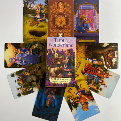Карты Таро - В стране чудес, Барбара Мур, уменьшенная (Tarot in Wonderland)