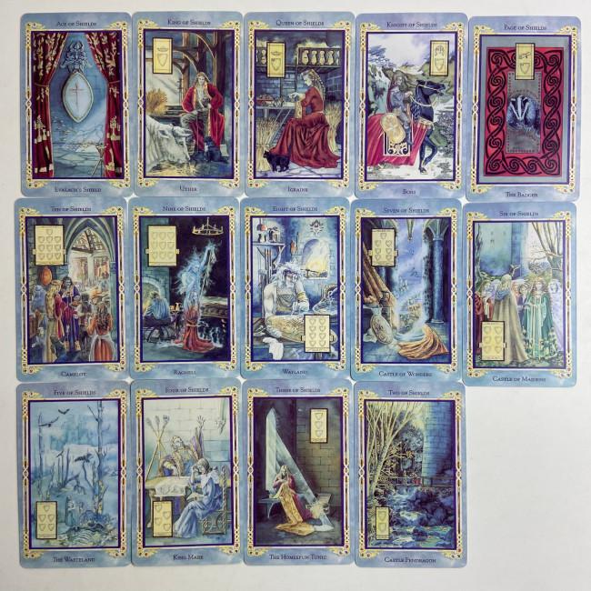 Карти Таро - Артуріанська Легенда, зменшена (Legend: The Arthurian Tarot) Карти Таро - Артуріанська Легенда, зменшена (Legend: The Arthurian Tarot)