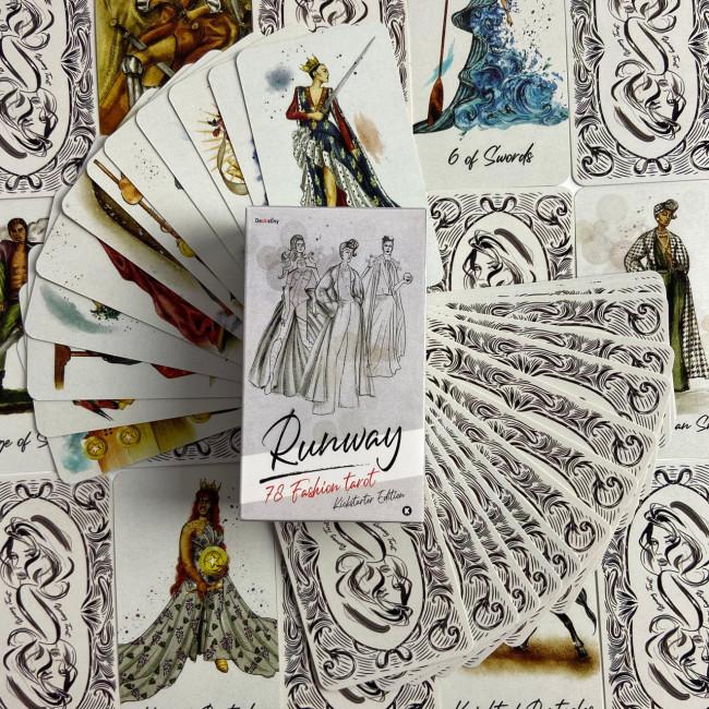 Карти Таро - Модного Вироку, зменшена (Runway Fashion Tarot) Карти Таро - Модного Вироку, зменшена (Runway Fashion Tarot)