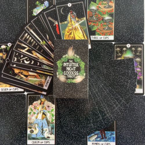 Карты Таро - Интуитивное Таро Ночной Богини, уменьшенная (The Intuitive Night Goddess Tarot) Карты Таро - Интуитивное Таро Ночной Богини, уменьшенная (The Intuitive Night Goddess Tarot)