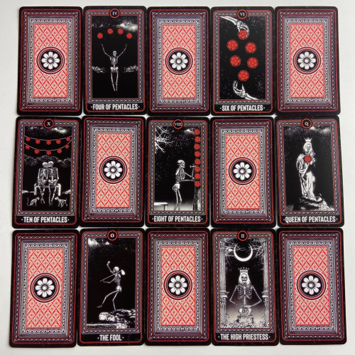 Карты Таро - Костей, уменьшенная (The Bones Arcana Tarot) Карты Таро - Костей, уменьшенная (The Bones Arcana Tarot)