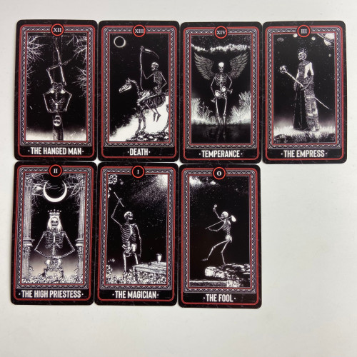 Карты Таро - Костей, уменьшенная (The Bones Arcana Tarot) Карты Таро - Костей, уменьшенная (The Bones Arcana Tarot)