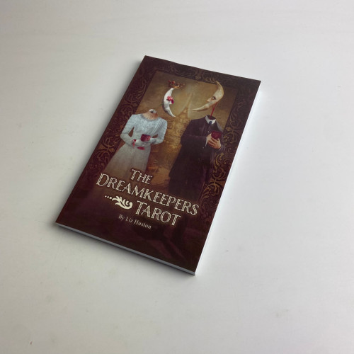Подарочный набор таро - Хранителей Снов, книга + карты (The Dreamkeepers Tarot)