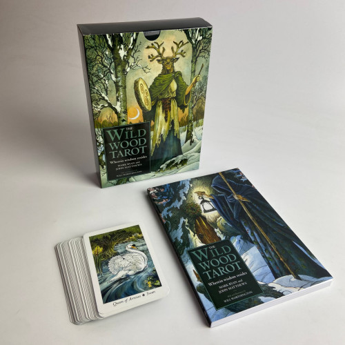 Подарочный набор таро - Дикого леса, книга + карты